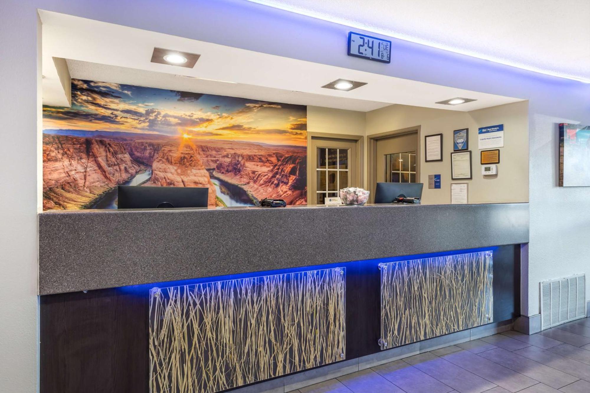 Best Western Mccarran Inn Las Vegas Buitenkant foto